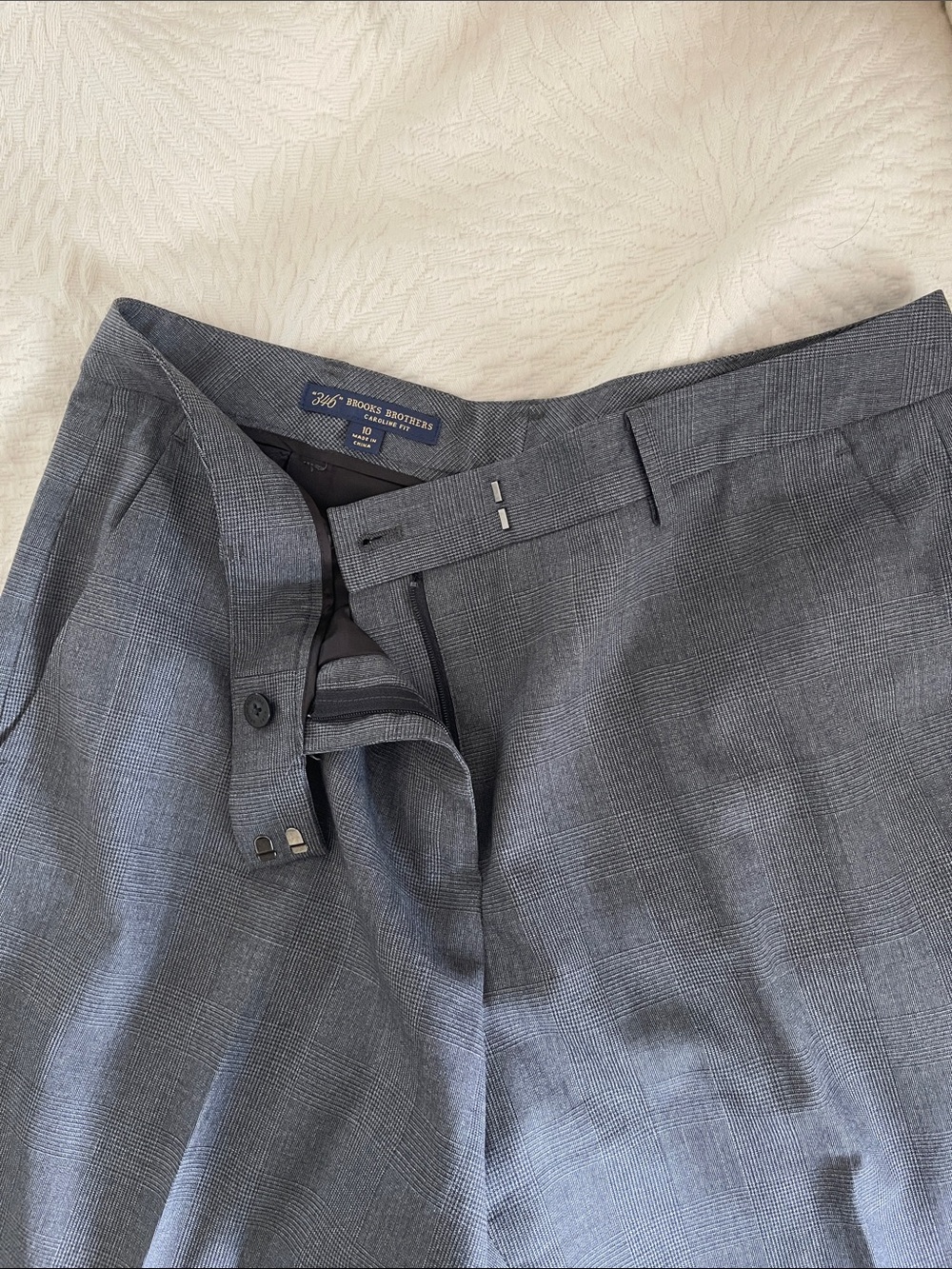 Brooks Brothers Women’s Caroline fit slacks.